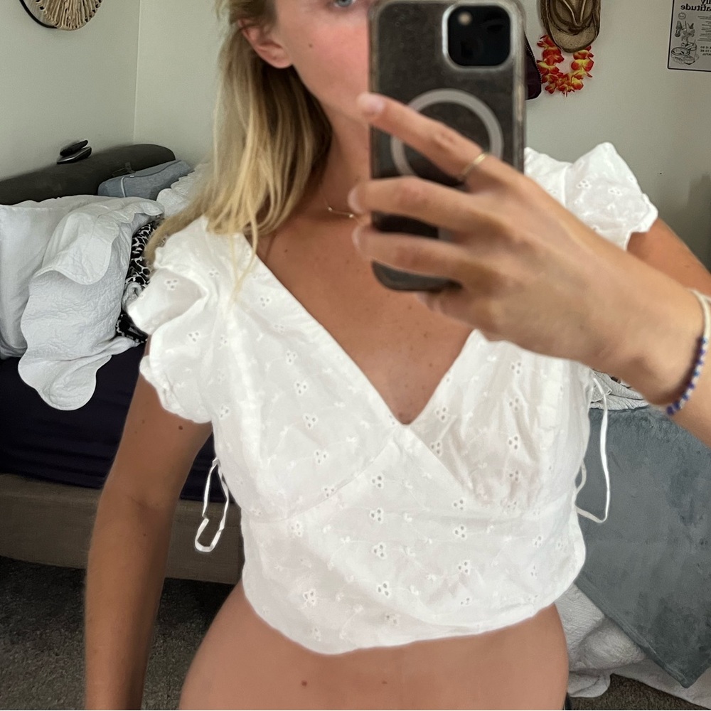 White Eyelet Puff Sleeve Top